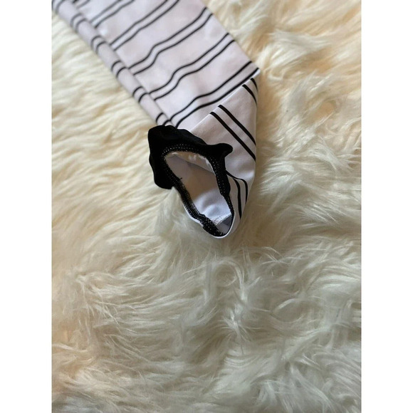Same Los Angeles Leggings White & Black Stripe Half Ruffle Trim Size S - Picture 4 of 6